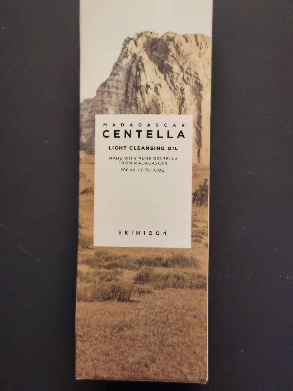 SKIN1004 Madagascar Centella Light Cleansing Oil - Beige/Tan Packaging